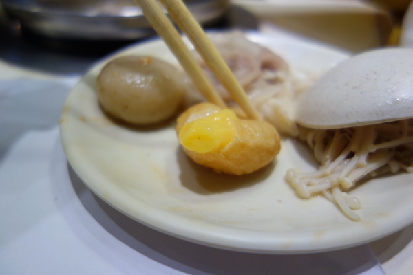 鍋霸王：鍋霸王 三重 吃到飽 300初頭