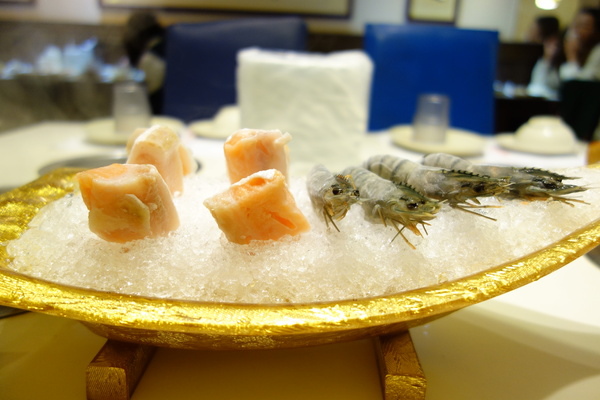 鍋霸王：鍋霸王 三重 吃到飽 300初頭