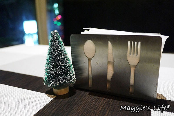 幸福這裡 Happiness Here:新北美食。捷運板橋站【幸福這裡小酒館】Happlness Here◆小酒館。早午餐。異國美食。板橋美食