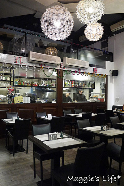 幸福這裡 Happiness Here:新北美食。捷運板橋站【幸福這裡小酒館】Happlness Here◆小酒館。早午餐。異國美食。板橋美食