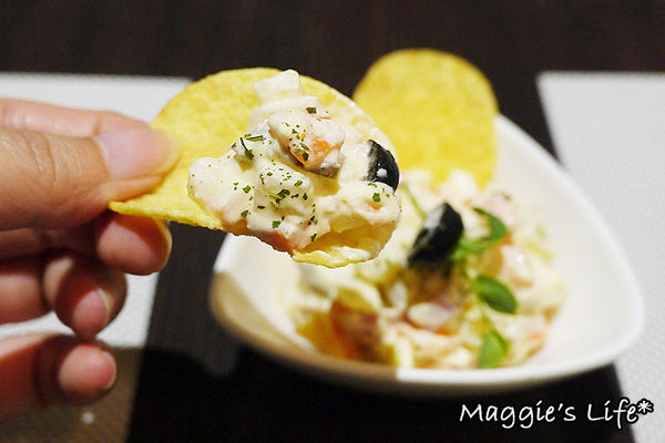 幸福這裡 Happiness Here:新北美食。捷運板橋站【幸福這裡小酒館】Happlness Here◆小酒館。早午餐。異國美食。板橋美食