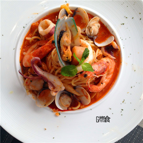 茄汁綜合海鮮義大利麵