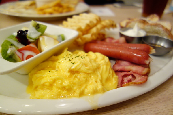 cm20140320___879b25b13343f90100b64daa13e