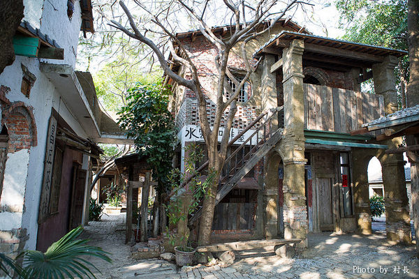 老塘湖藝術坊。草坔五路財神廟:【遊記】{台南。學甲區}仿古懷舊-老塘湖藝術坊