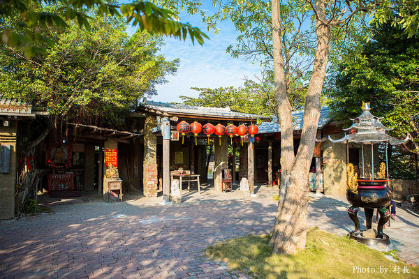 老塘湖藝術坊。草坔五路財神廟:【遊記】{台南。學甲區}仿古懷舊-老塘湖藝術坊