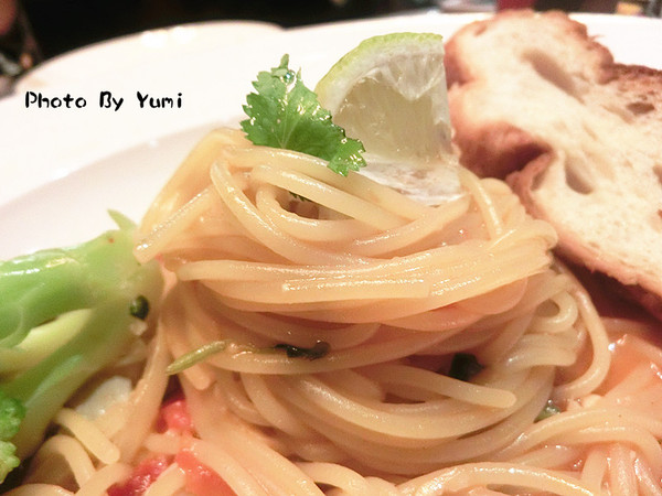 樂昂咖啡(健行店):【台中食記】進擊吐司~領結吐司可愛登場!!義大利麵也非常美味!!@樂昂咖啡LOVE ONE CAFE(健行店)