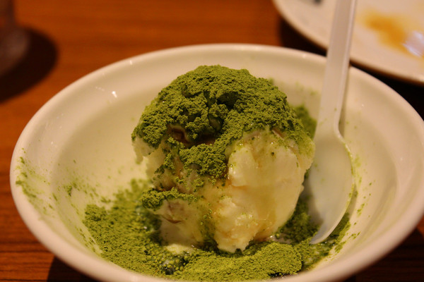 牛角日式炭火燒肉: 燒肉吃到飽(南紡夢時代)：[台南]大口燒肉吃到飽 牛角日式炭火燒肉 (南紡夢時代店)