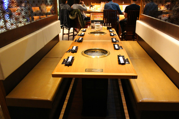 牛角日式炭火燒肉: 燒肉吃到飽(南紡夢時代)：[台南]大口燒肉吃到飽 牛角日式炭火燒肉 (南紡夢時代店)