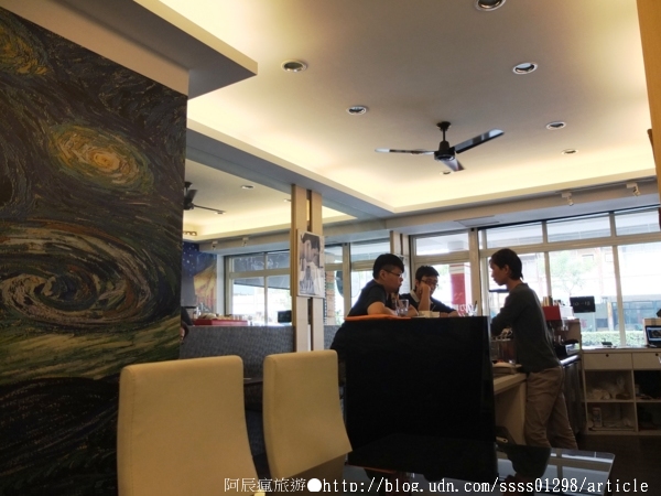 尼力咖啡:【美食特搜。屏東市】Nearly Cafe 尼力咖啡。一杯手沖好咖啡 挑逗味蕾的片刻