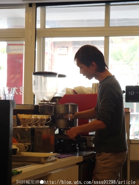 尼力咖啡:【美食特搜。屏東市】Nearly Cafe 尼力咖啡。一杯手沖好咖啡 挑逗味蕾的片刻