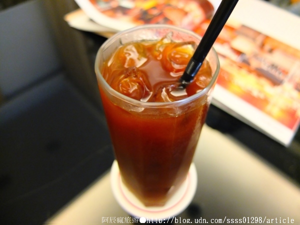 尼力咖啡:【美食特搜。屏東市】Nearly Cafe 尼力咖啡。一杯手沖好咖啡 挑逗味蕾的片刻