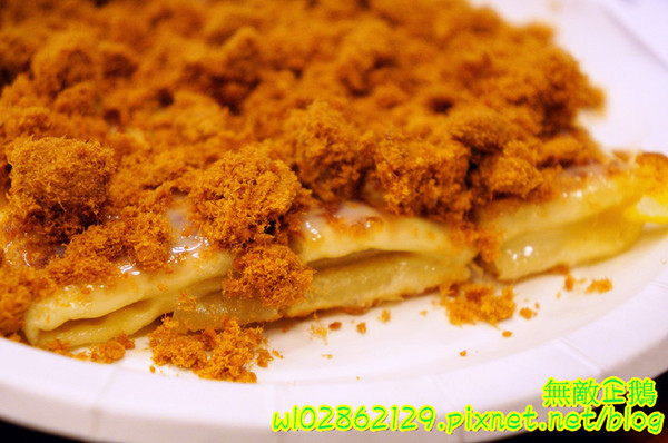 泰式香蕉煎餅-台南永康店：【台南-永康區】泰式x香蕉煎餅..幫國王穿新衣吧~泥巴布丁奶奶/香蕉騙牛奶《台南泰早安-香蕉煎餅&泰式奶茶》