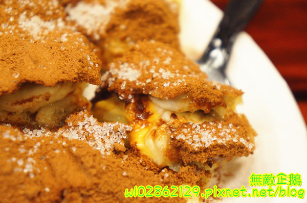 泰式香蕉煎餅-台南永康店：【台南-永康區】泰式x香蕉煎餅..幫國王穿新衣吧~泥巴布丁奶奶/香蕉騙牛奶《台南泰早安-香蕉煎餅&泰式奶茶》