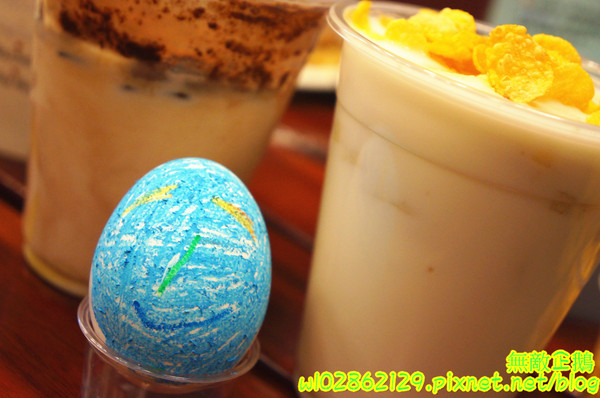 泰式香蕉煎餅-台南永康店：【台南-永康區】泰式x香蕉煎餅..幫國王穿新衣吧~泥巴布丁奶奶/香蕉騙牛奶《台南泰早安-香蕉煎餅&泰式奶茶》