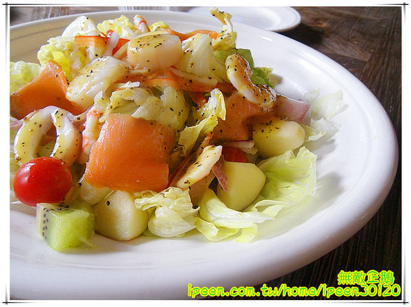 金色三麥：【台南-東區】彷若來到哈利波特的城堡...喝酒聊天的好地方...《金色三麥》