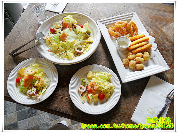 金色三麥：【台南-東區】彷若來到哈利波特的城堡...喝酒聊天的好地方...《金色三麥》