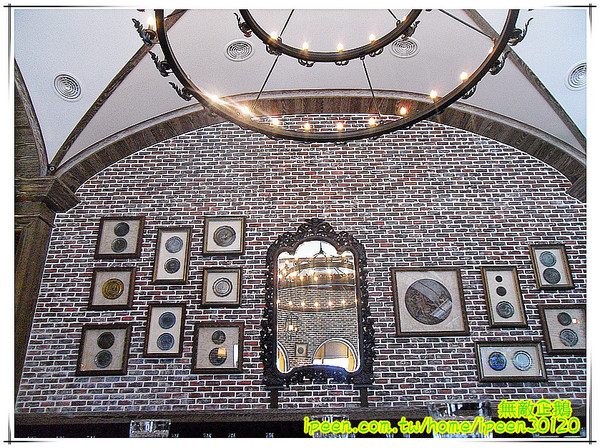 金色三麥：【台南-東區】彷若來到哈利波特的城堡...喝酒聊天的好地方...《金色三麥》