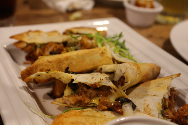 金色三麥：[台南]蜂蜜啤酒x德國豬腳 金色三麥 (南紡夢時代店)