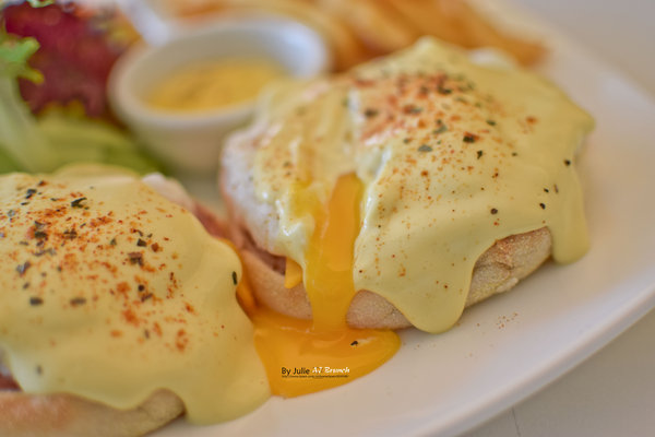 AJ Brunch:台南 東區.蛋捲 & 班尼迪克蛋 份量多的美式早午餐 AJ Brunch