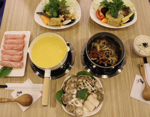 Mr.wheat 小麥先生創意料理(永康旗艦店)：[台南]冬天就是要吃鍋 Mr.wheat 小麥先生鍋物館
