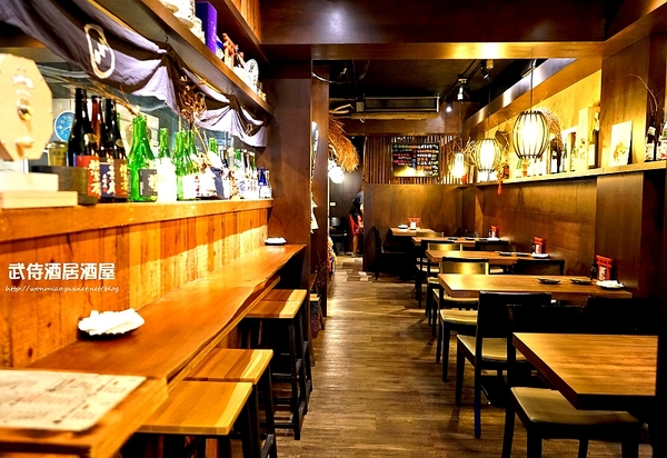 武侍酒 日式居酒屋:【南港展覽館/串燒/炸串 推薦】平價用心服務好, 三五好友聊天喝酒好地方 ✿✿ 武侍酒居酒屋 ✿✿ (完整菜單)