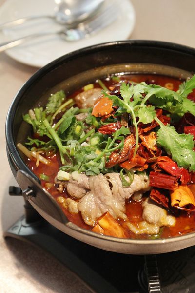 奇岩一號 川湘料理，大地酒店，川湘料理，Qiyan ONE，剁椒魚頭、老皮嫩肉