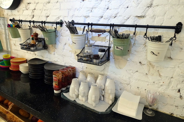 左巴好室．好事：(胖樺食記)台北公館美食「左巴好室·好事」，慵懶愜意適合帶個筆電消磨一個下午。商業午餐/下午茶/溫州街/咖啡廳