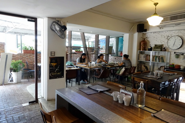 左巴好室．好事：(胖樺食記)台北公館美食「左巴好室·好事」，慵懶愜意適合帶個筆電消磨一個下午。商業午餐/下午茶/溫州街/咖啡廳