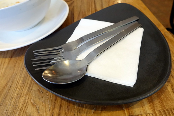 左巴好室．好事：(胖樺食記)台北公館美食「左巴好室·好事」，慵懶愜意適合帶個筆電消磨一個下午。商業午餐/下午茶/溫州街/咖啡廳