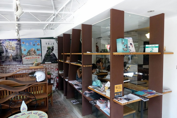 左巴好室．好事：(胖樺食記)台北公館美食「左巴好室·好事」，慵懶愜意適合帶個筆電消磨一個下午。商業午餐/下午茶/溫州街/咖啡廳