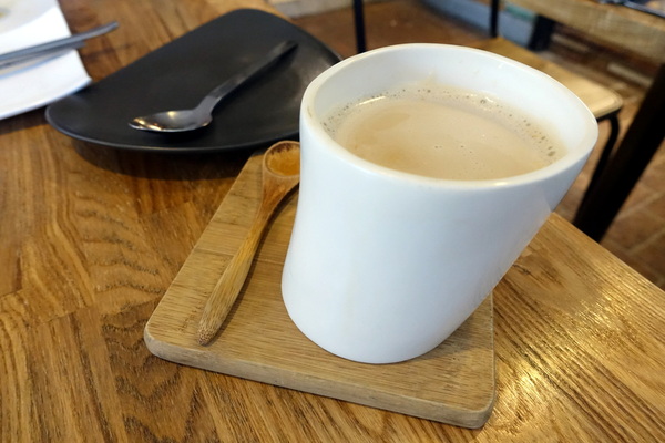 左巴好室．好事：(胖樺食記)台北公館美食「左巴好室·好事」，慵懶愜意適合帶個筆電消磨一個下午。商業午餐/下午茶/溫州街/咖啡廳