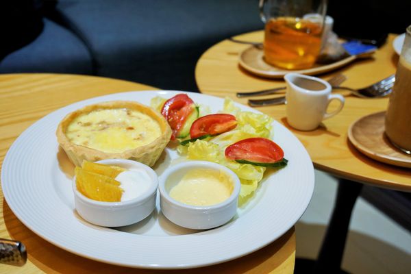 Colive tea house：邀約【信義】Colive tea house。茶香繚繞。滿足好滋味