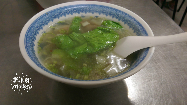 汾陽餛飩店:【高雄/食﹡左營】宵夜場左營老街.餛飩料多實在超滿足.汾陽餛飩店