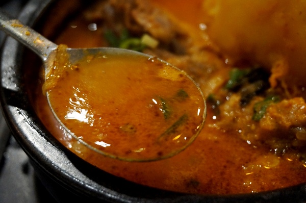 The Owl 敖唷 - 韓式湯飯專賣:The Owl 敖唷:馬鈴薯豬骨湯+生菜包五花+薯泥煎餅