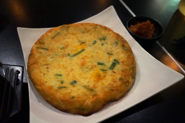 The Owl 敖唷 - 韓式湯飯專賣:The Owl 敖唷:馬鈴薯豬骨湯+生菜包五花+薯泥煎餅