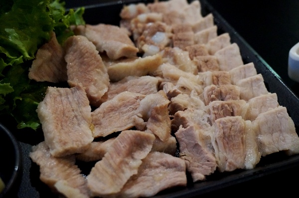 The Owl 敖唷 - 韓式湯飯專賣:The Owl 敖唷:馬鈴薯豬骨湯+生菜包五花+薯泥煎餅