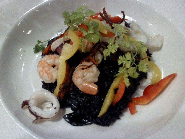 烏列爾異國創意料理(埃及館)：烏列爾異國料理-左營區自由二路142-1號2樓