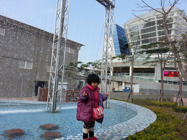 世博臺灣館：[新竹][景點]世博台灣館~溜小孩的好地方