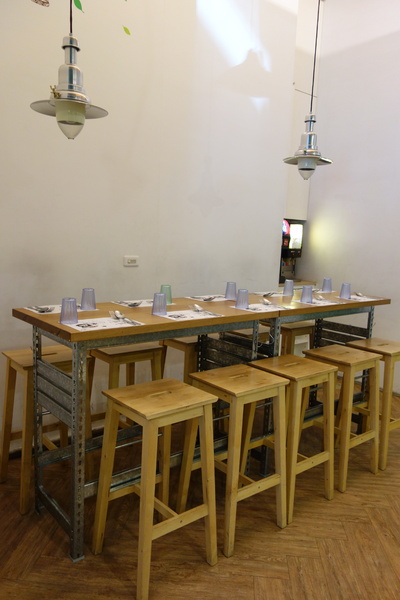 披薩工廠PizzaFactory：1040111[官本金文愛台灣]台中市霧峰區創始店披薩工廠PizzaFactory單點附贈濃湯平日超值午餐大優惠飲料無限暢飲喝到飽