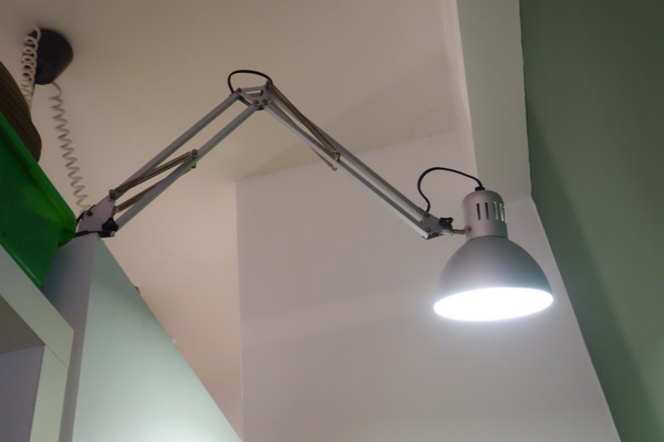 披薩工廠PizzaFactory：1040111[官本金文愛台灣]台中市霧峰區創始店披薩工廠PizzaFactory單點附贈濃湯平日超值午餐大優惠飲料無限暢飲喝到飽