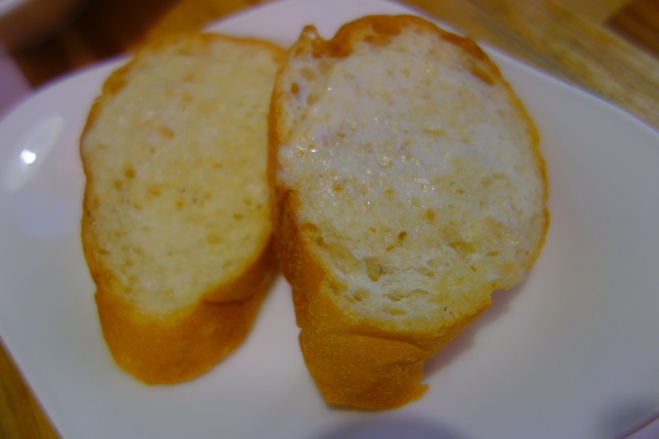 披薩工廠PizzaFactory：1040111[官本金文愛台灣]台中市霧峰區創始店披薩工廠PizzaFactory單點附贈濃湯平日超值午餐大優惠飲料無限暢飲喝到飽