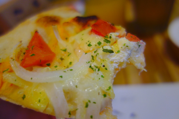 披薩工廠PizzaFactory：1040111[官本金文愛台灣]台中市霧峰區創始店披薩工廠PizzaFactory單點附贈濃湯平日超值午餐大優惠飲料無限暢飲喝到飽