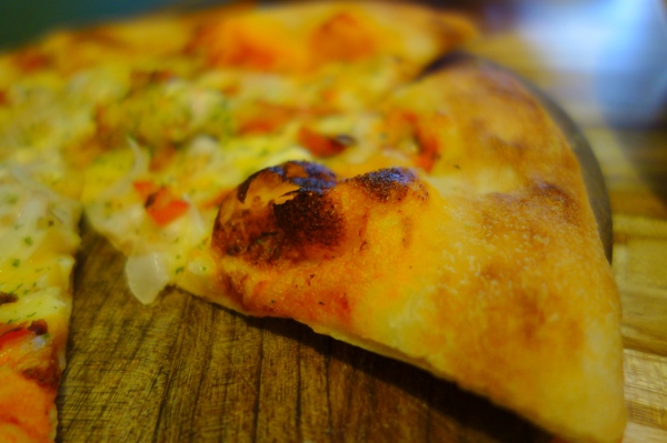 披薩工廠PizzaFactory：1040111[官本金文愛台灣]台中市霧峰區創始店披薩工廠PizzaFactory單點附贈濃湯平日超值午餐大優惠飲料無限暢飲喝到飽