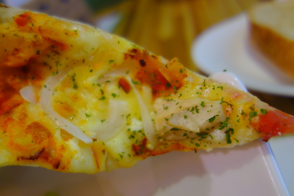 披薩工廠PizzaFactory：1040111[官本金文愛台灣]台中市霧峰區創始店披薩工廠PizzaFactory單點附贈濃湯平日超值午餐大優惠飲料無限暢飲喝到飽