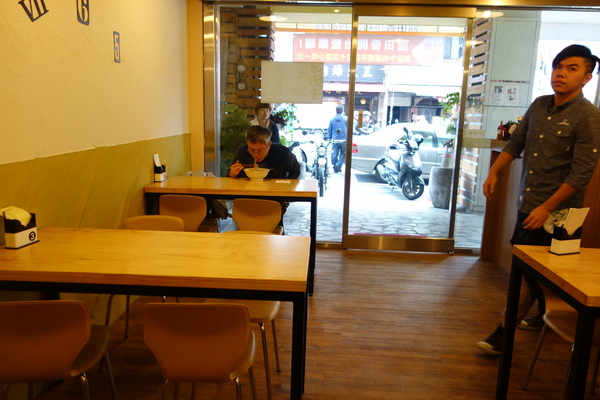 回田香：1031220[官本金文愛台灣]台中市北區回田香用心做的料理感動您我的心回歸家鄉道地香甜的好滋味