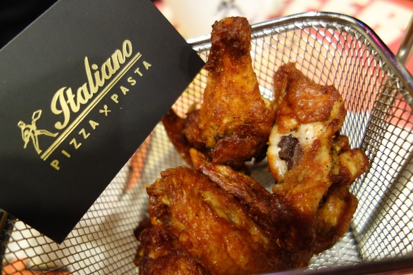 義樓Italiano：1031223[官本金文愛台灣]台中市北區與P小姐一起嗜賣嚐鮮義樓Italiano時尚工業風美味比薩魂還有燉飯與義大利麵