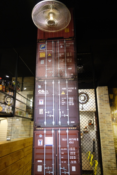 義樓Italiano：1031223[官本金文愛台灣]台中市北區與P小姐一起嗜賣嚐鮮義樓Italiano時尚工業風美味比薩魂還有燉飯與義大利麵