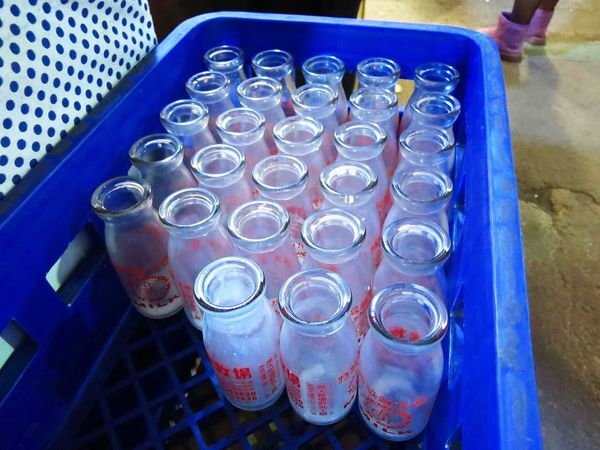 【三重】天狗神社造型飲料攤-LV級的飲料店-三和夜市高大鮮奶