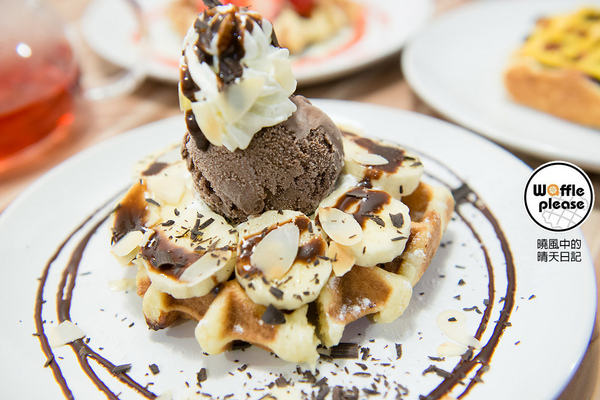 Waffle Please 比利時列日鬆餅專賣店：【邀約|Waffle Please】巷弄甜香中實現的男孩比利時鬆餅創業夢