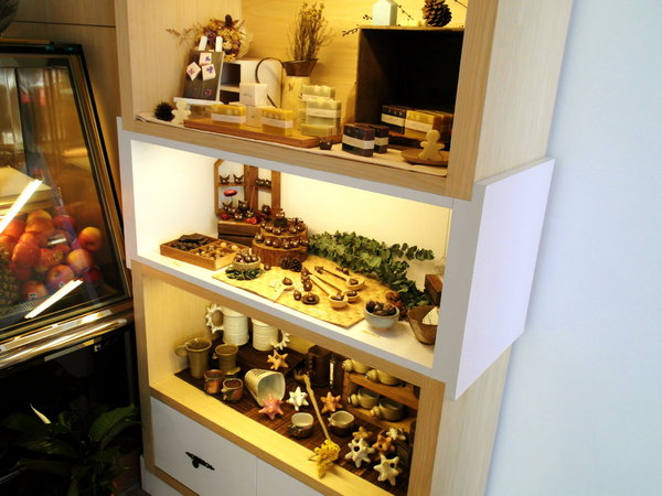 Naked 6:台中咖啡館 ❤ Naked 6